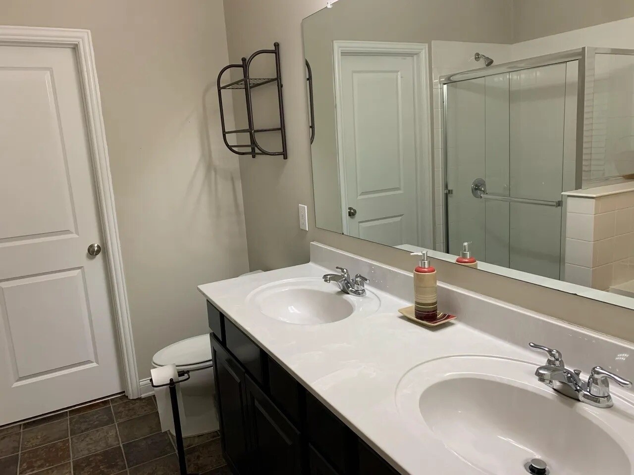 Building Photo - 7873 Waggoner Trace Dr