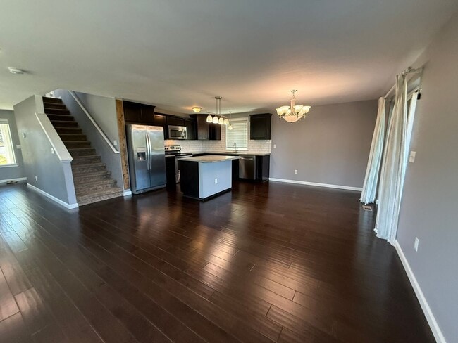 Building Photo - Application Pending - 3 Bedroom House For ...
