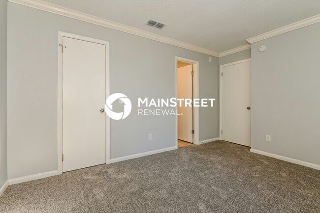 Building Photo - 3 Bedroom Pet-Friendly Home in JACKSONVILLE, FL with Main Street Renewal