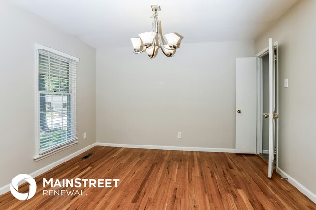 Building Photo - 14290 Mondoubleau Lane