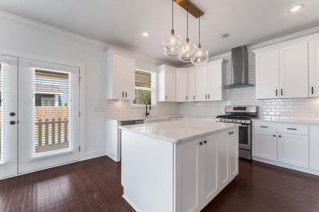 Building Photo - Modern 3-Bedroom Home with Open Layout in ...
