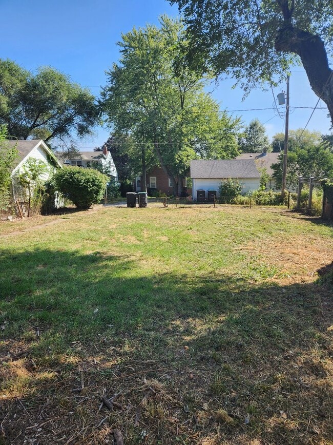 Building Photo - Great 3 Bed 2 Bath for Rent