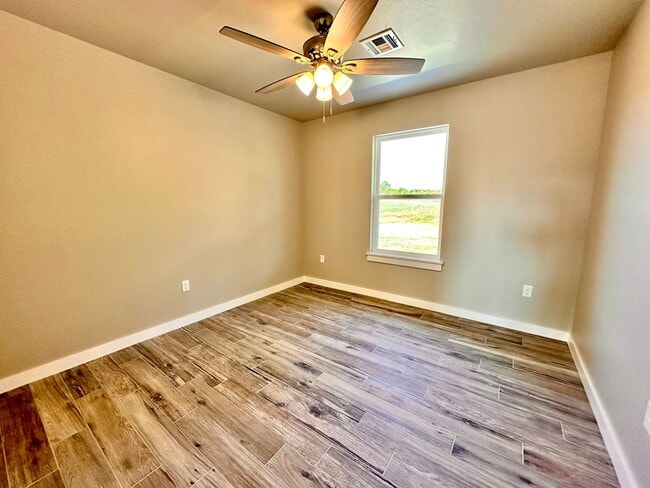 Building Photo - New Construction Home in Blanchard - Move in Deposit-Free (If Qualified)