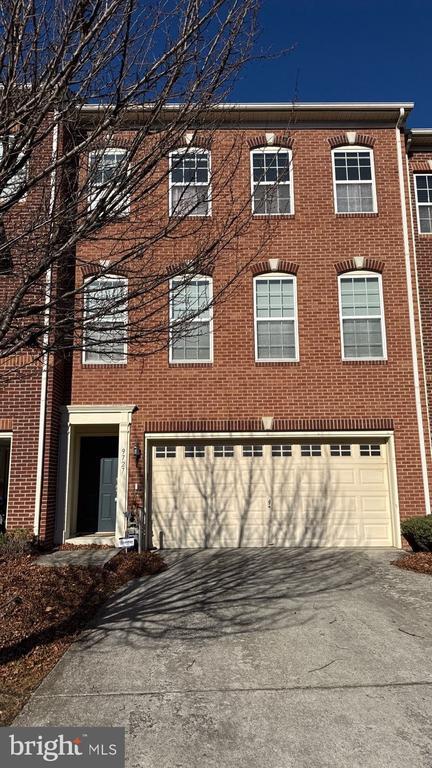 Building Photo - 9727 June Flowers Way