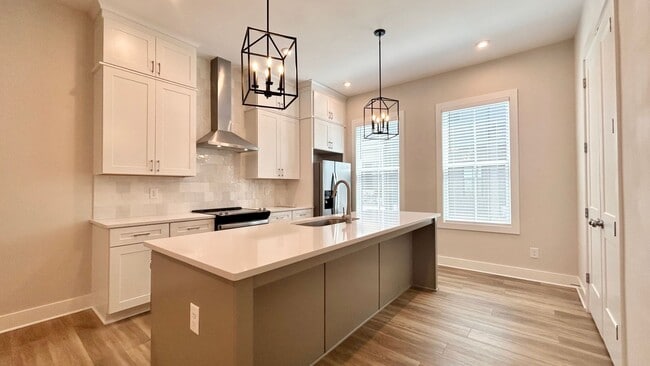 Building Photo - Chastain Park!  New Construction, 2 Bed-2 ...