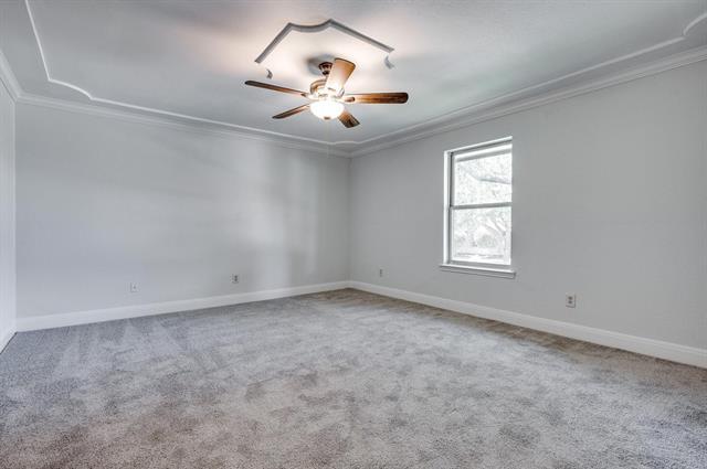 Building Photo - 2051 Oakbluff Dr
