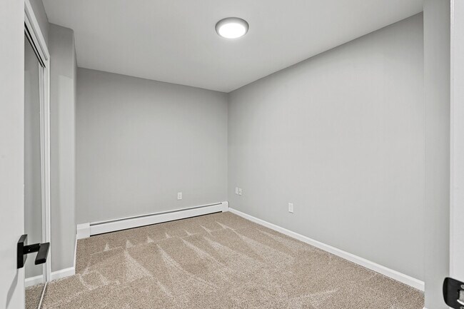 Building Photo - 16601 Eldorado St NW