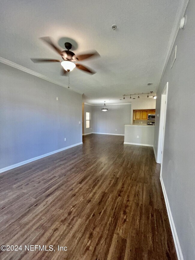 Building Photo - 8227 Lobster Bay Ct