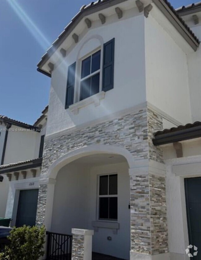 Building Photo - 12612 NW 22nd Pl