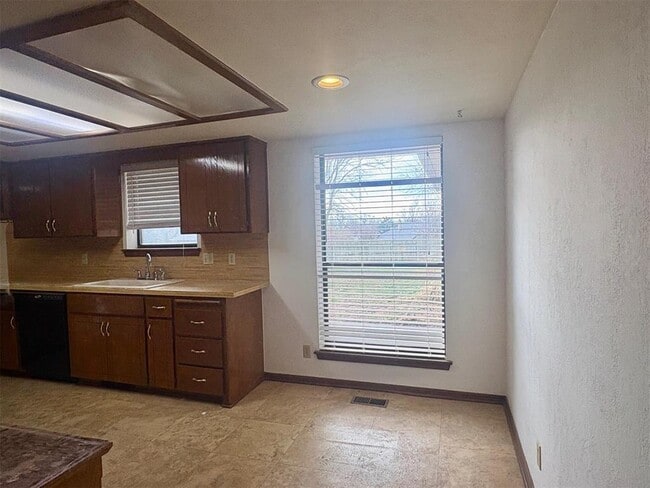 Building Photo - 3626 Trinidad Dr