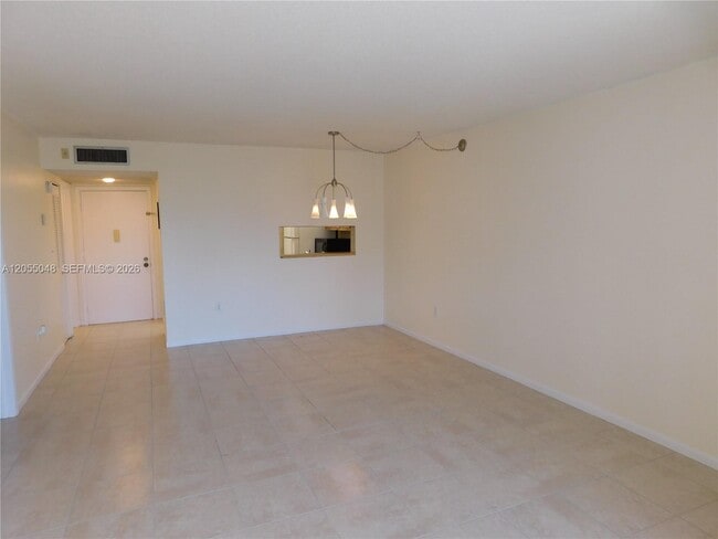 Building Photo - 8065 SW 107th Ave