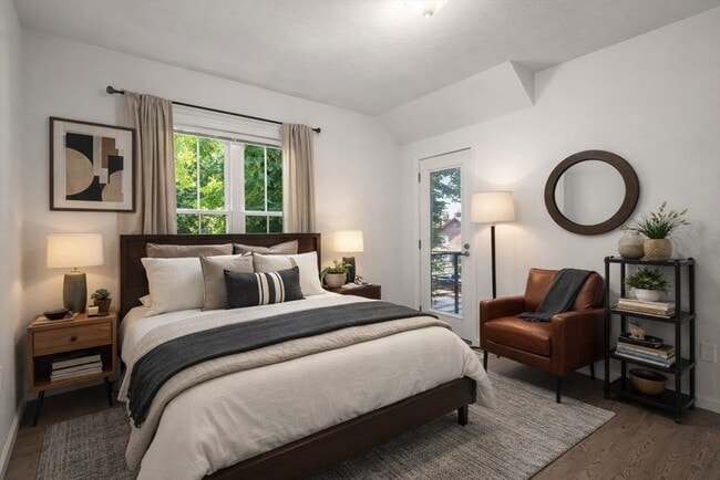 Building Photo - 599 Broadway