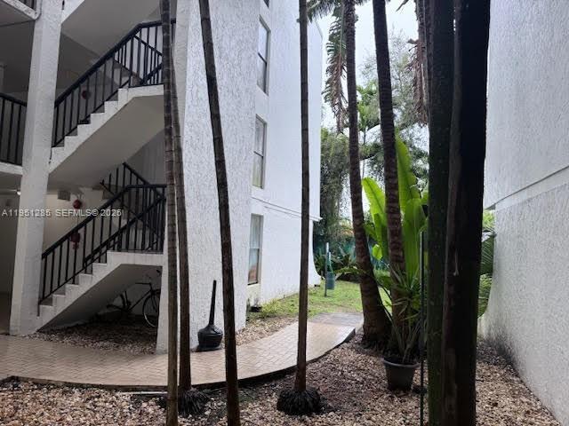 Building Photo - 2160 SW 16th Ave