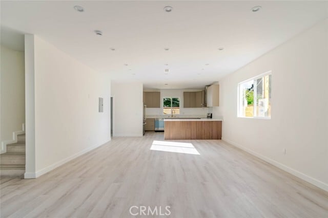 Building Photo - 17426 Roscoe Blvd