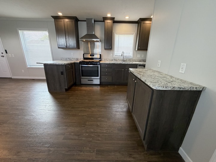 Building Photo - 38051 St Tropez Dr