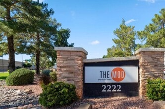 Building Photo - 2222 W Beardsley Rd