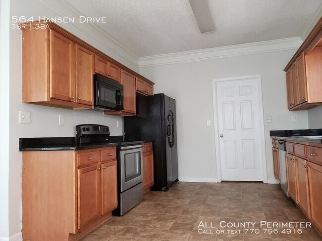Building Photo - 3 Bedroom 3 Bath in a GREAT community
