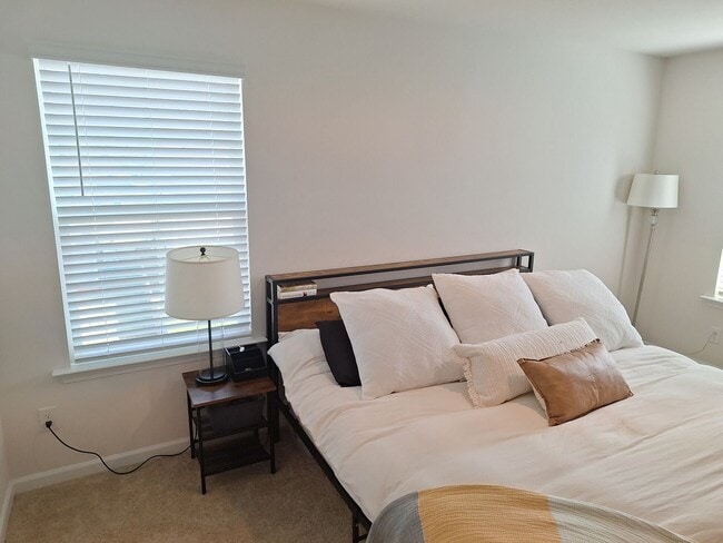 Building Photo - Lovely Four Bedroom Home  Appropriately 5 ...