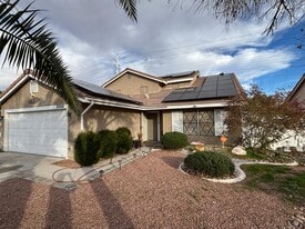 Building Photo - 1430 Clipperton Ave