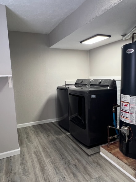 Building Photo - 108 E Cleveland St