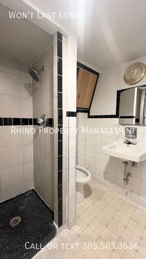 Building Photo - 2374 W 7800 S