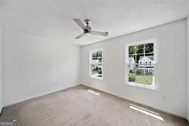 Building Photo - 1636 Heyford Cir