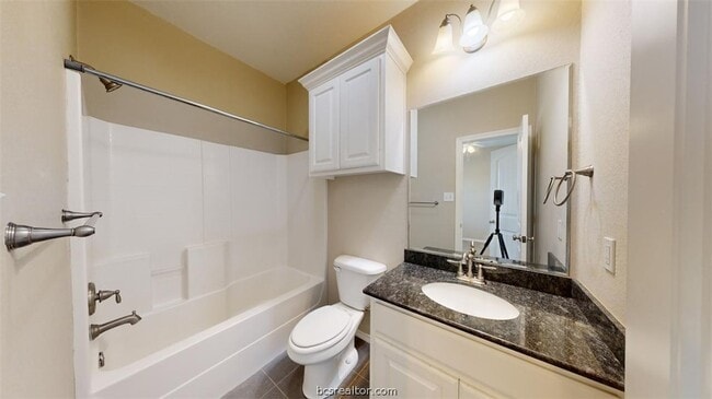 Building Photo - 2706 Horse Haven Ln