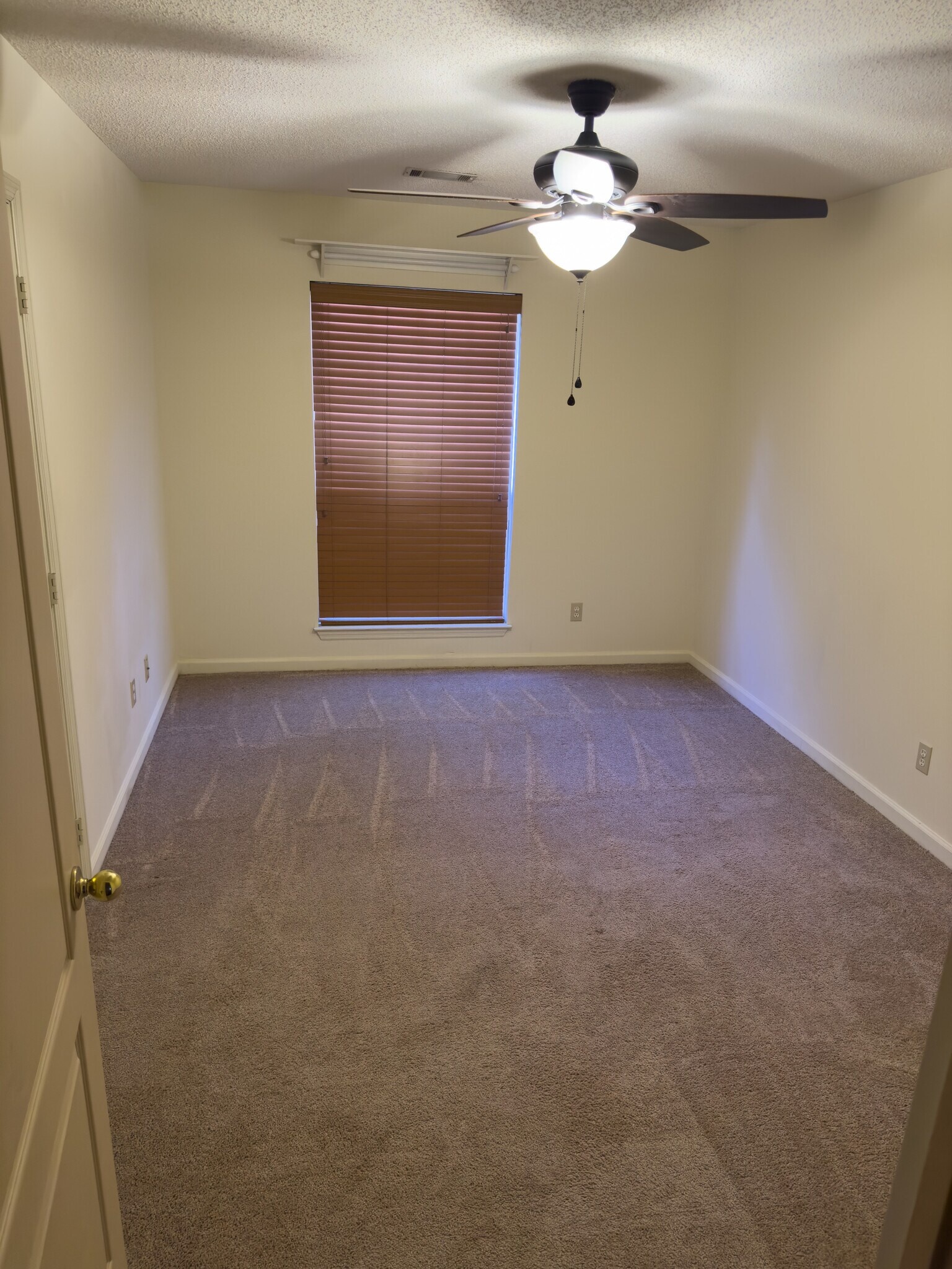 Guest Bedroom #1 - 426 Arlington Dr