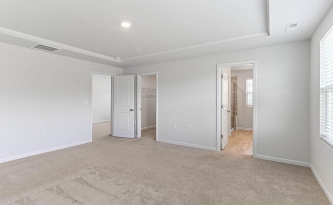 Building Photo - 5014 Pufa St