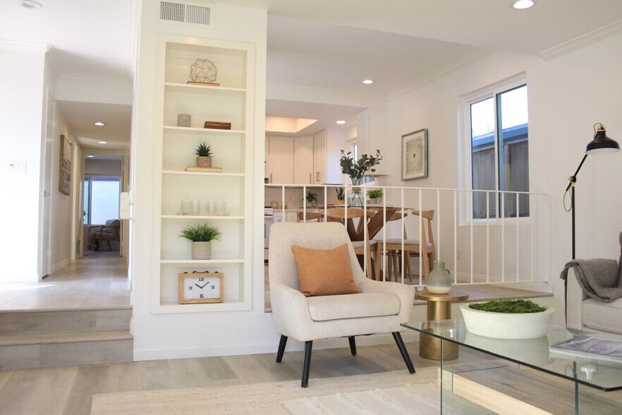 Building Photo - 26753 Avenida Las Palmas