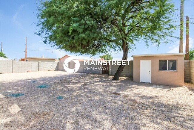 Building Photo - 3 Bedroom Pet-Friendly Home in Mesa, AZ with Main Street Renewal