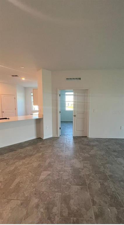 Building Photo - 1120 Tyler Lp