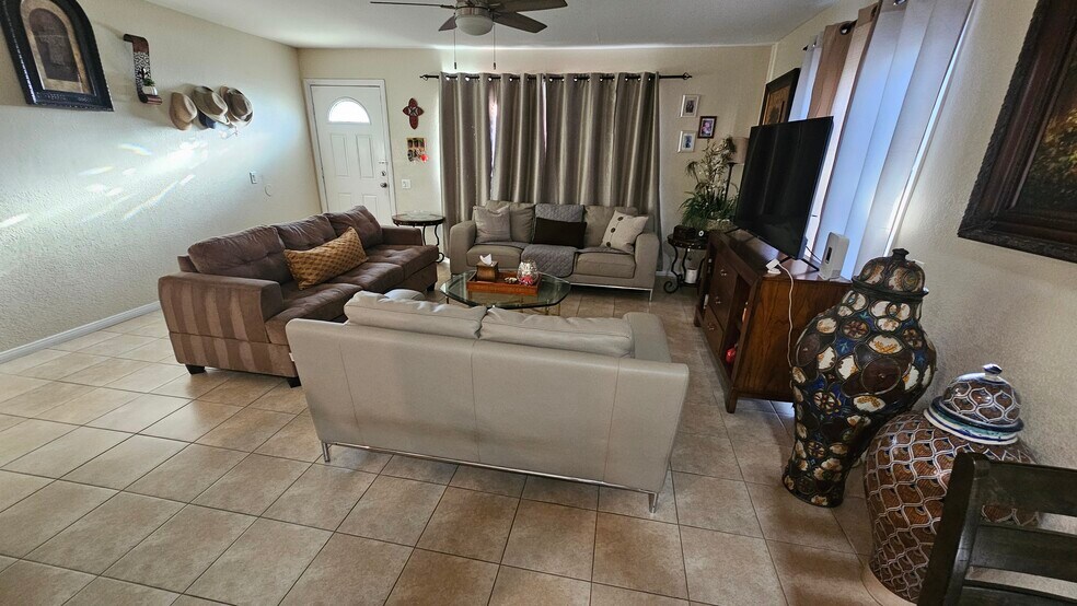 Building Photo - 73655 Santa Rosa Way