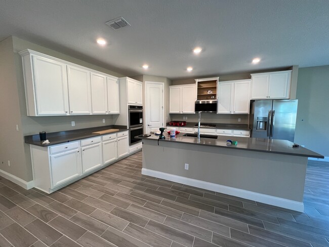 Main Kitchen - 39 Oriana Ct