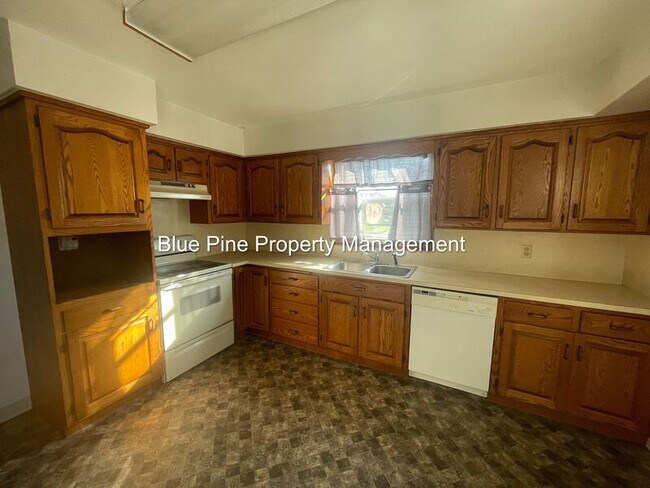 Building Photo - 960 Homer Ave
