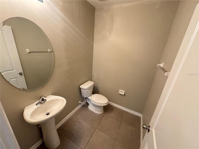 Building Photo - 2327 Ashberry Ridge Dr