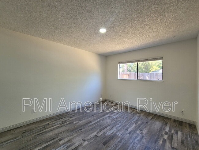 Building Photo - 9627 Old Placerville Rd