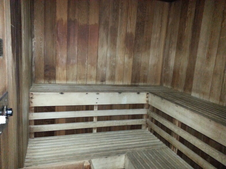 Building Photo - 5333 Likini St