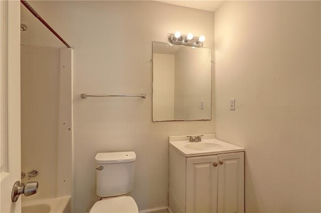 Building Photo - 5576 Kiernan Dr