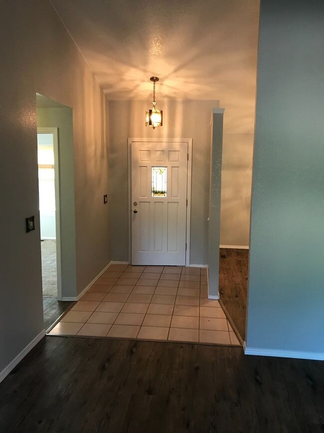 Building Photo - Coming in March – Beautiful Single-Story Home with Dual Living Spaces & Fenced Yard