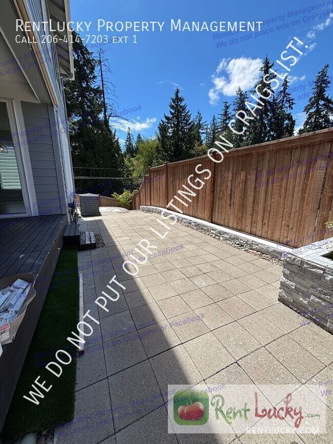 Building Photo - 2812 162nd Ave Ct E