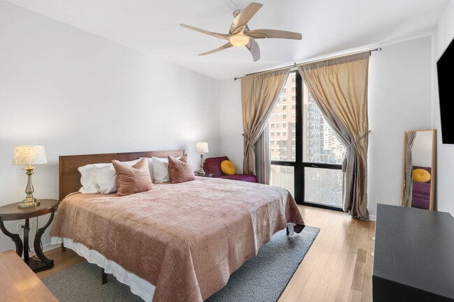 Building Photo - 435 W Erie St