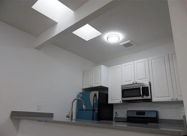 Building Photo - 455 Jerome St