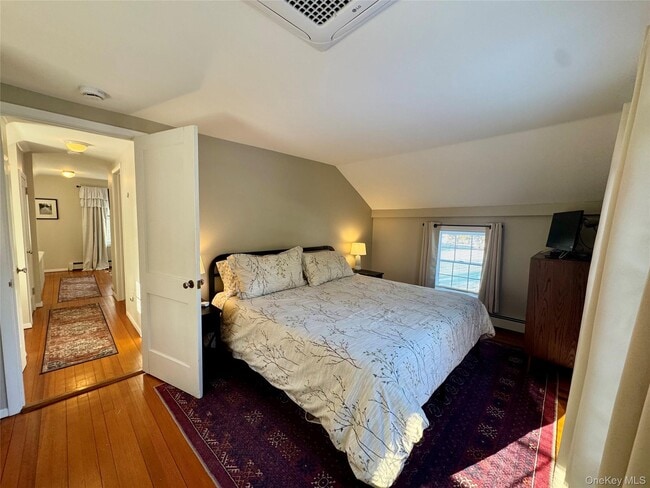 Building Photo - 1070 Town Harbor Ln