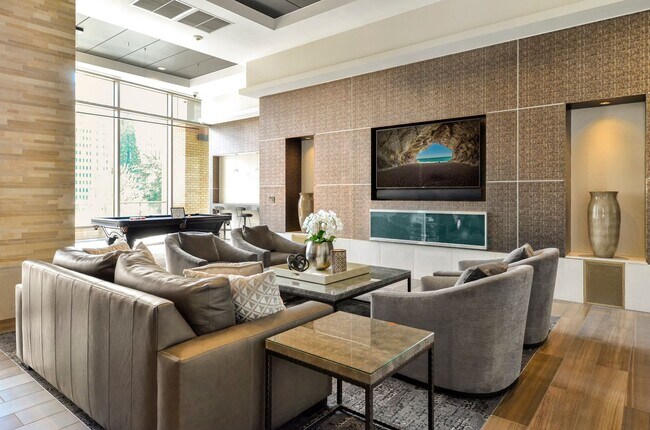 Building Photo - Open view from 8th Floor at Washington Squ...