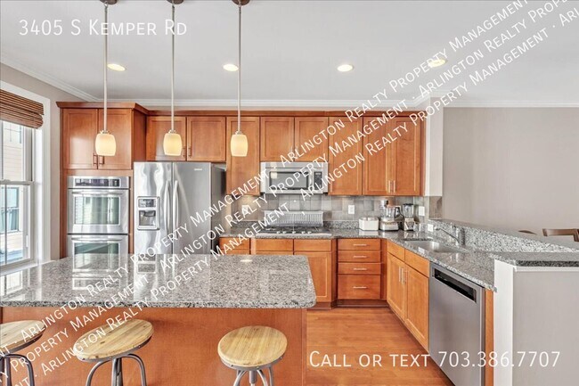 Building Photo - 3405 S Kemper Rd