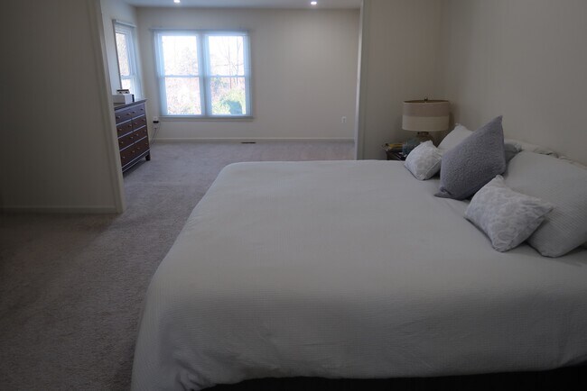 Building Photo - 4501 Deane Ct