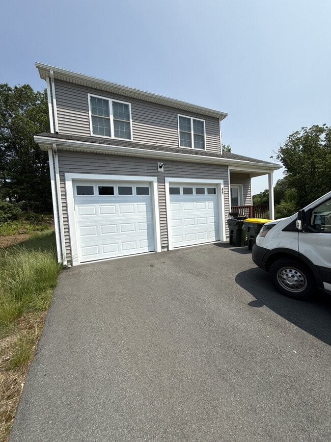 Building Photo - Beautiful home in Bellingham! AVAILABLE NOW!