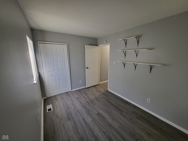 Building Photo - 4113 Diller Dr