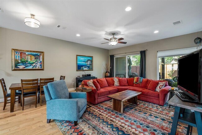 Building Photo - 3806 Bull Creek Rd